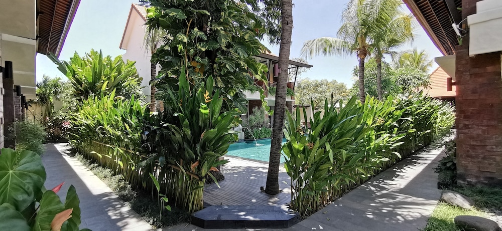 Arena Living Sanur 51/58