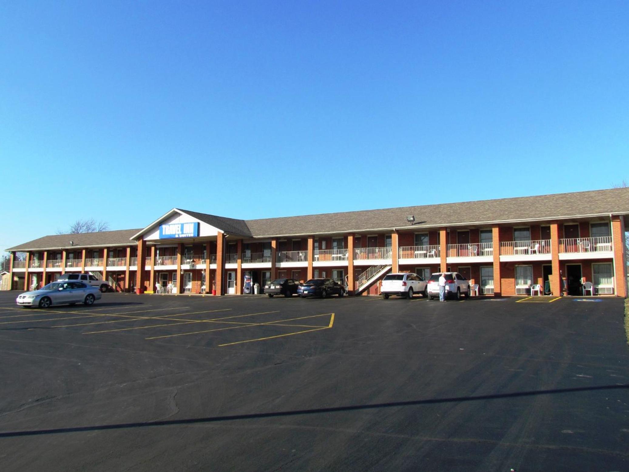 Travel Inn & Suites 2/11