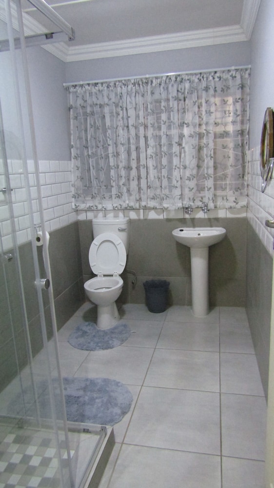 Bountyful Guest House 17/18