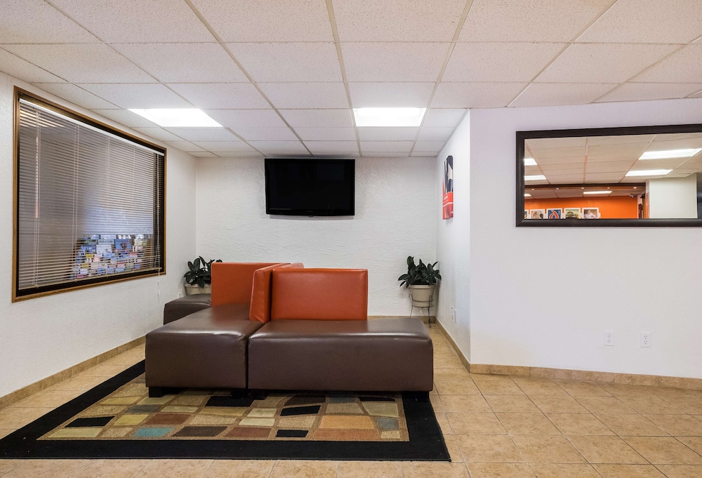 Motel6 Prospect Heights, IL 6/39