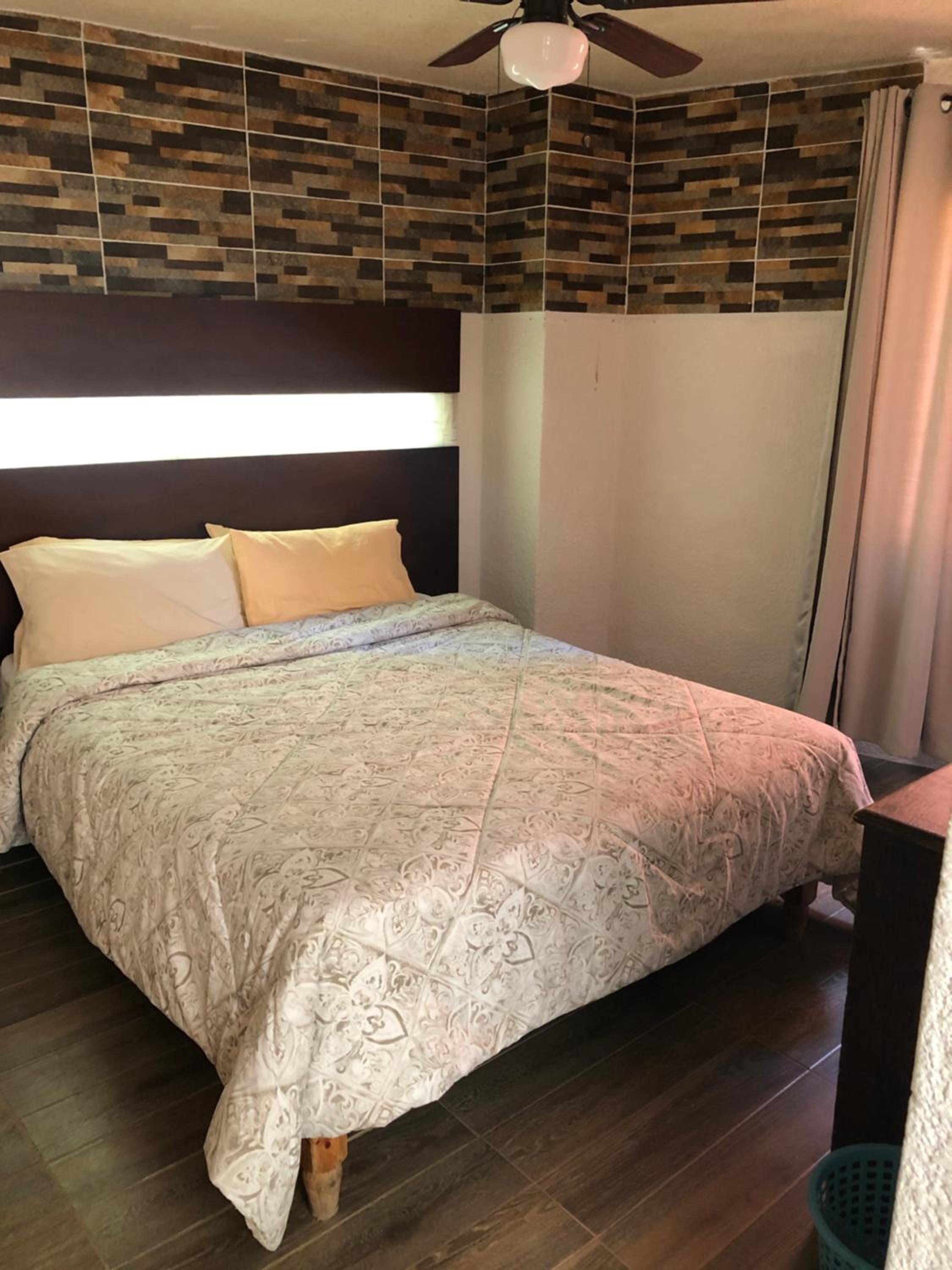 Room, Double Bed