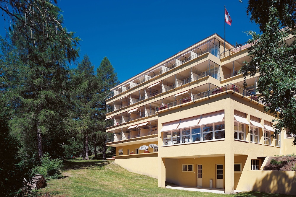 Youth Hostel Crans Montana 5/53