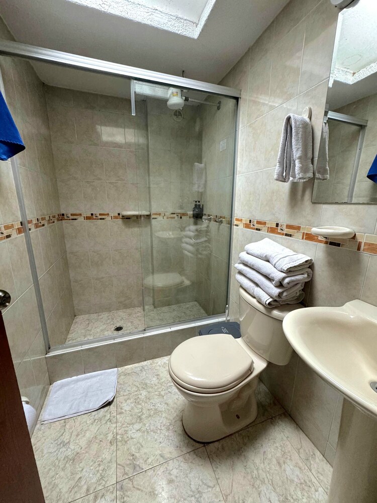 Hotel Oporto 83 46/50