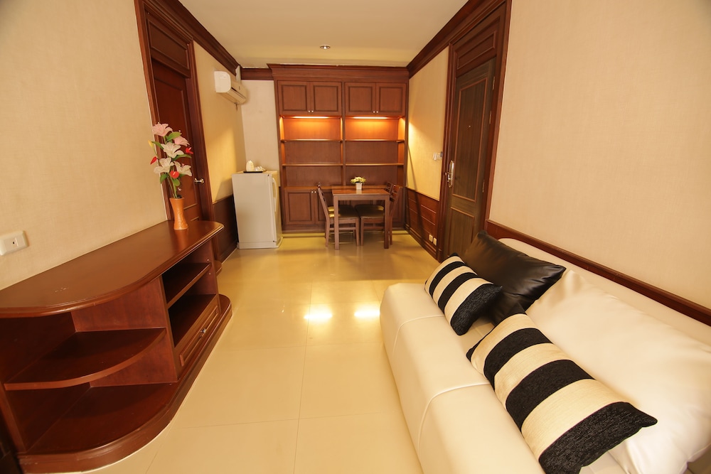 Convenient Park Hotel 26/45