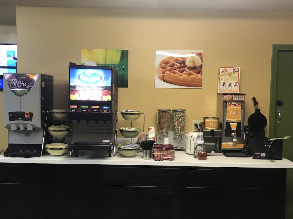 Quality Inn Vincennes 24/27