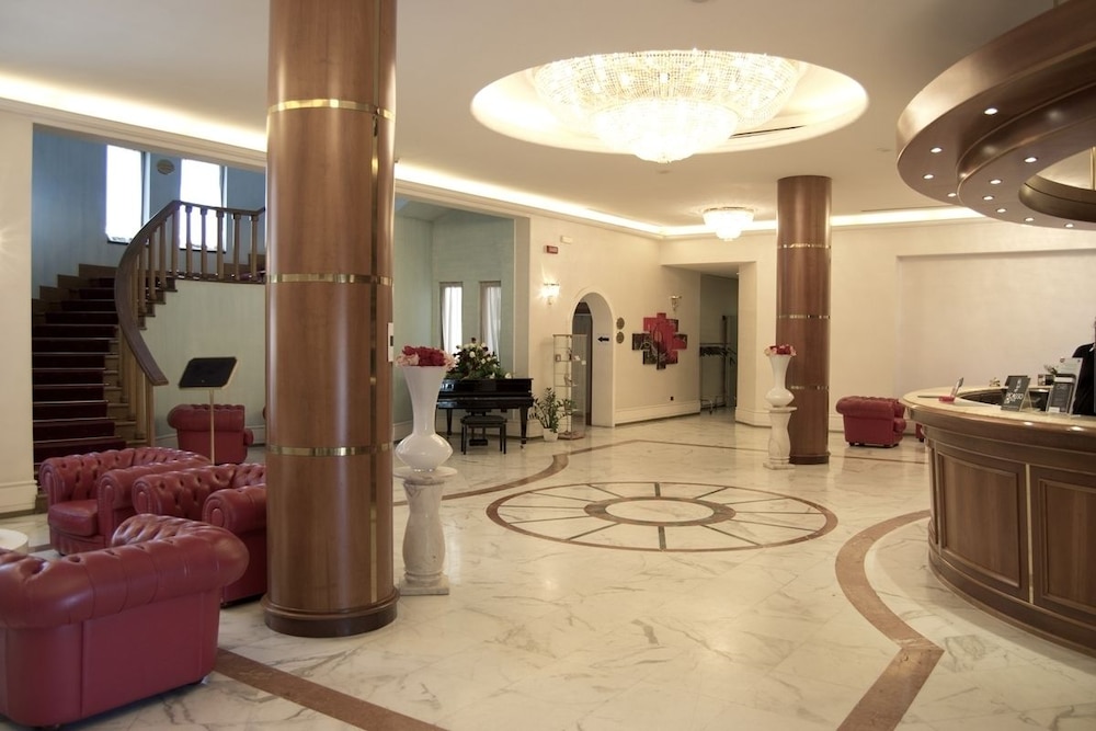 Hotel Leonessa 34/45