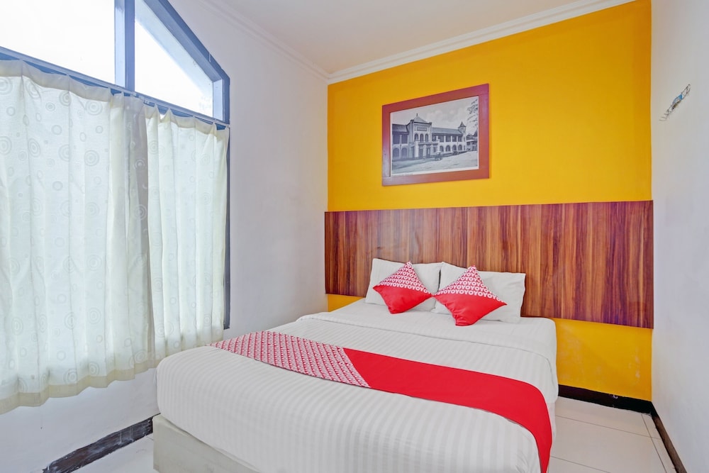 OYO 90426 Near Mall Ciputra 2 10/21