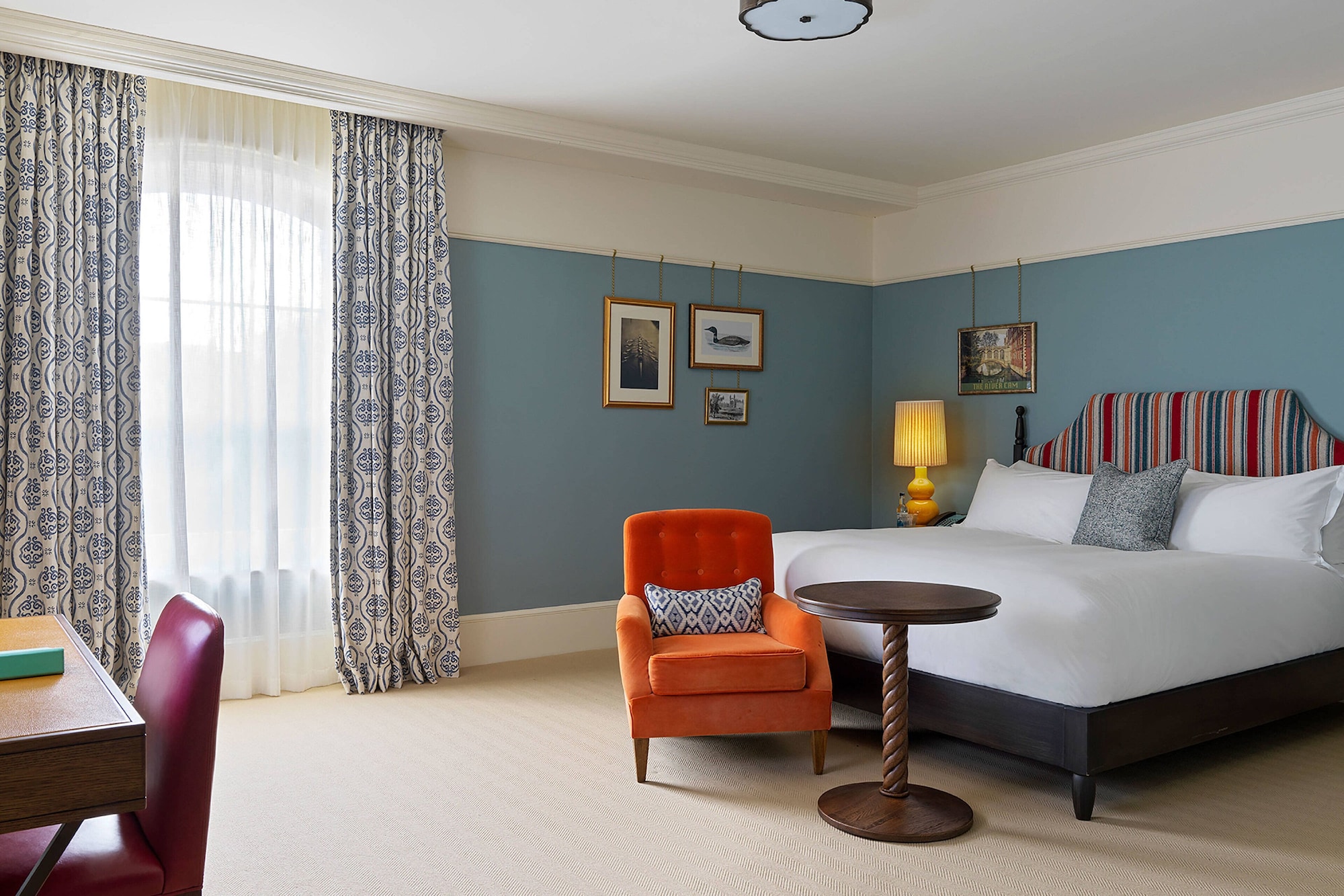 SUPERIOR, KING BED