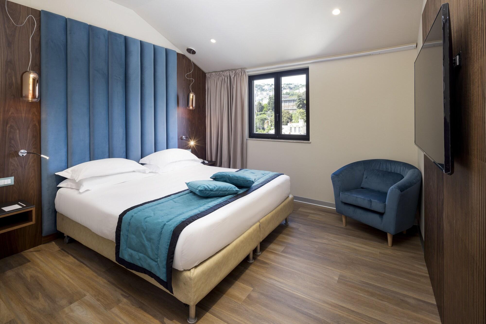 Junior Suite, Multiple Beds, Living Area, Balcony