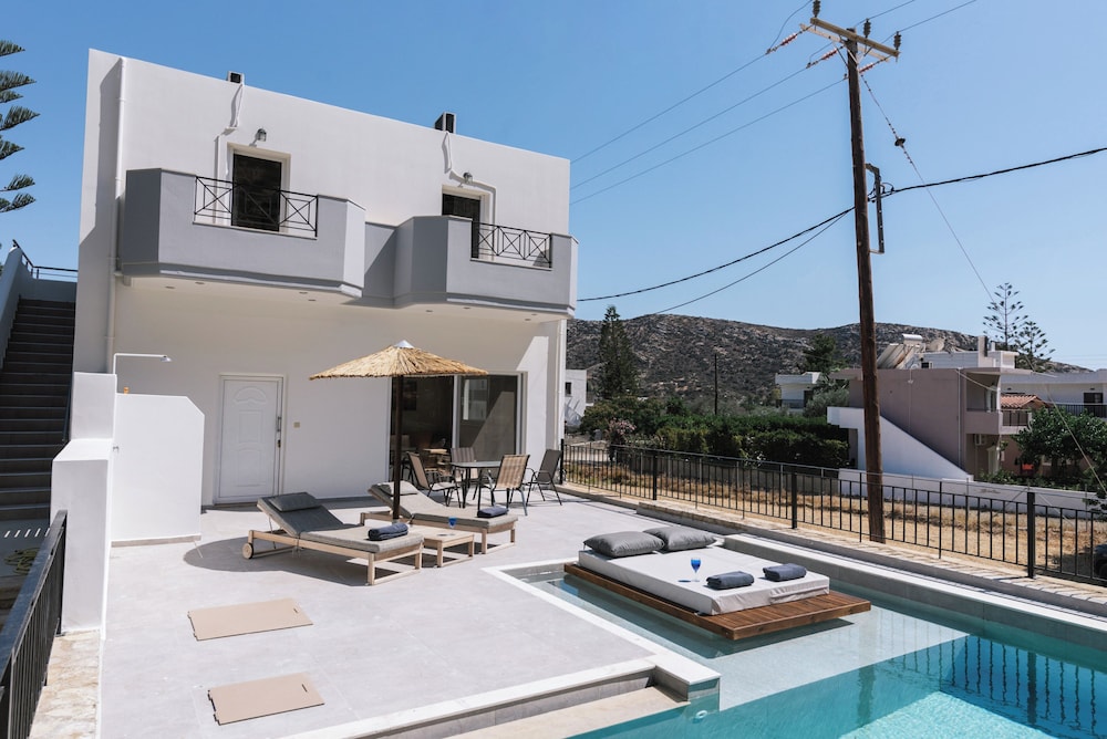 Matala Bay Apartments 24/64