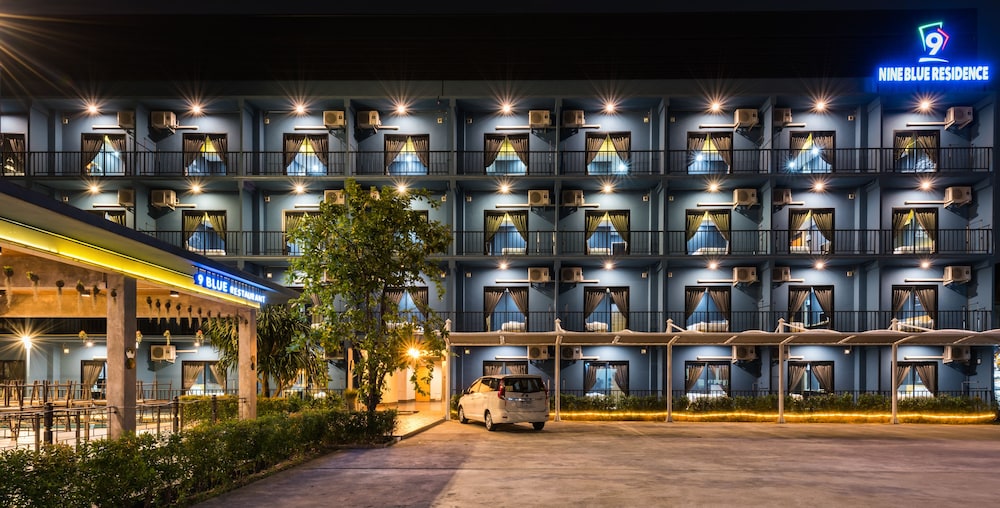 Nine Blue Residence 1/20