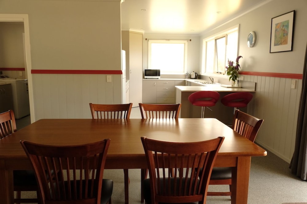 THE CRAYS ACCOMMODATION 31/46
