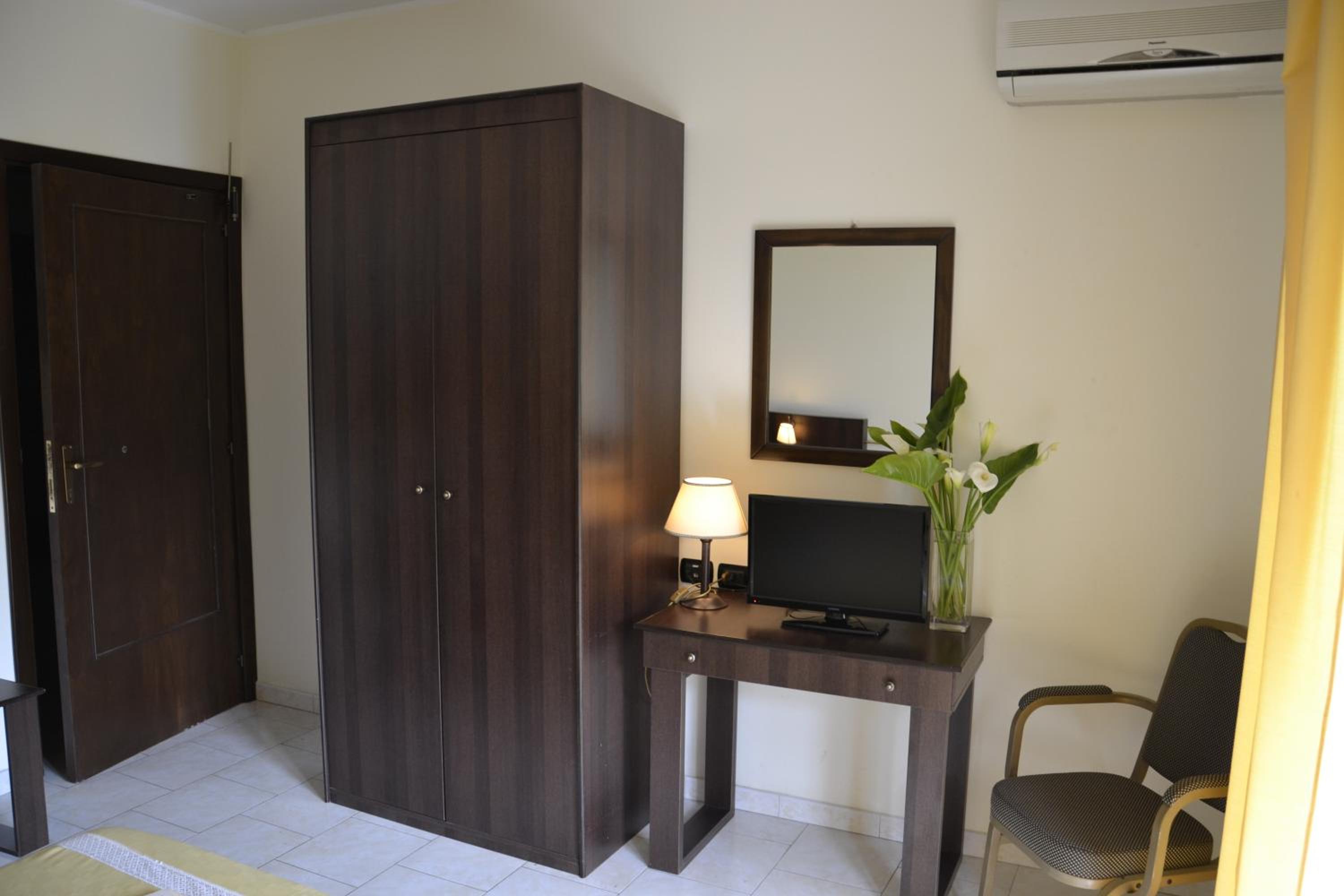 Marabel Hotel 39/60