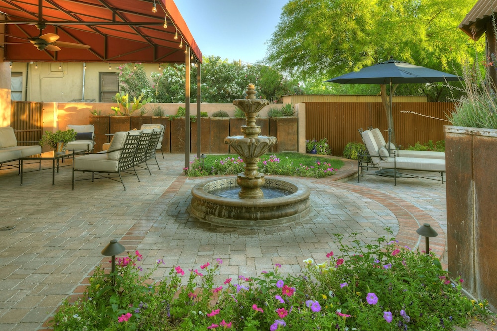 The Armory Park Inn 42/50