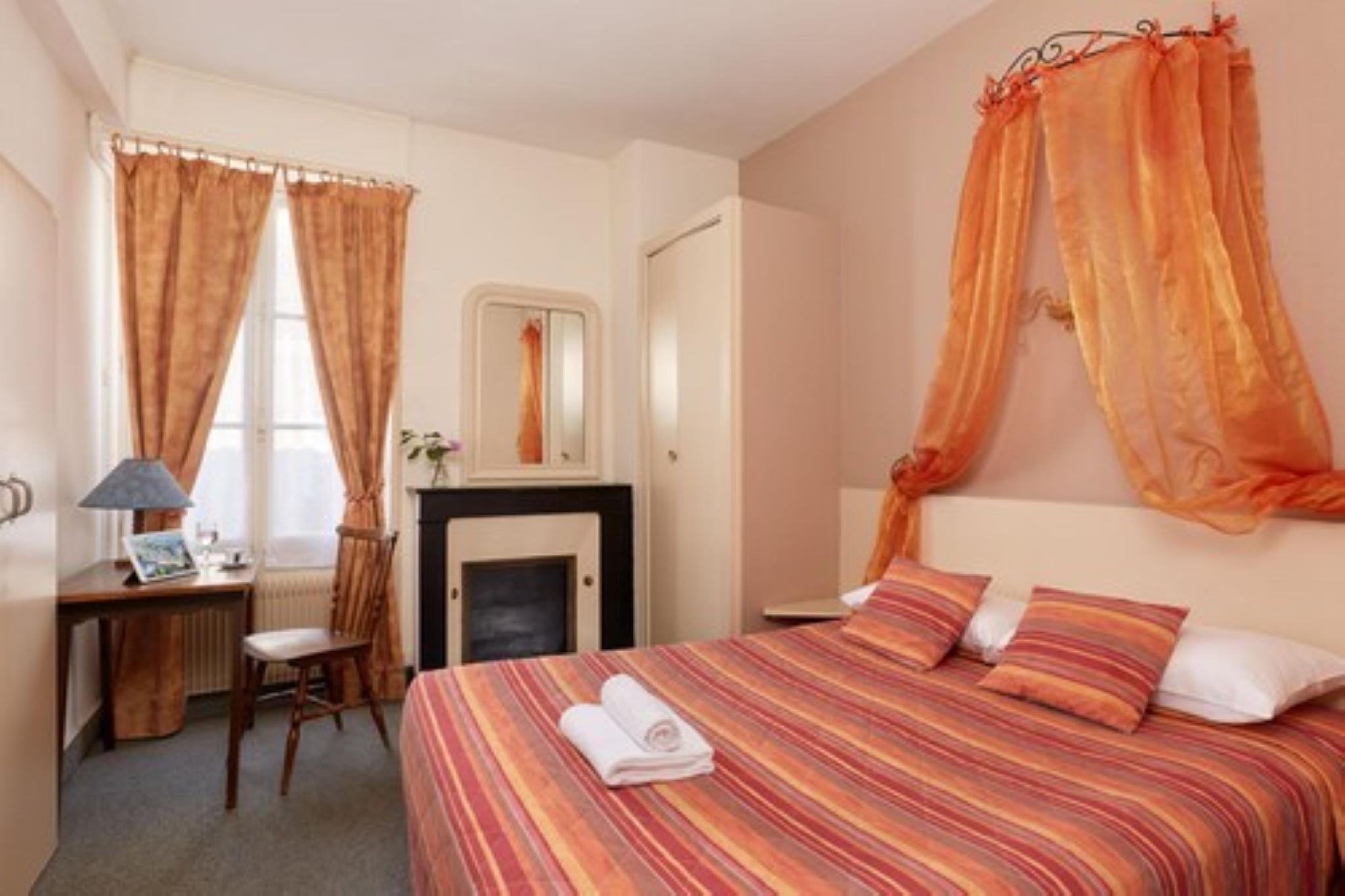 Budget, Double Bed