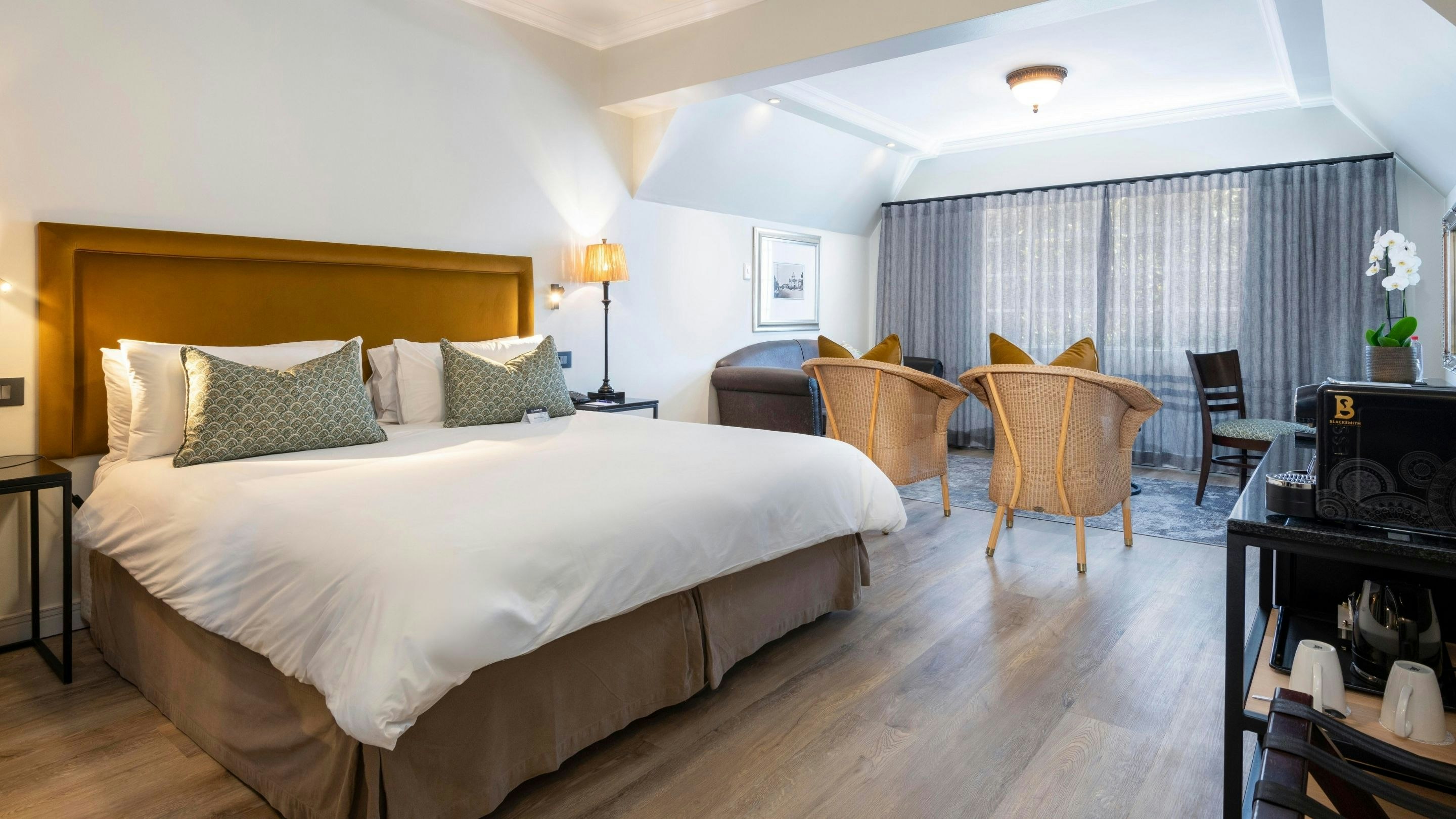 Deluxe Suite