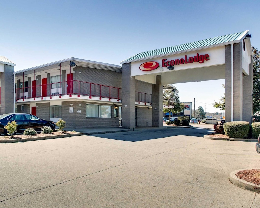 Econo Lodge Meridian 5/28