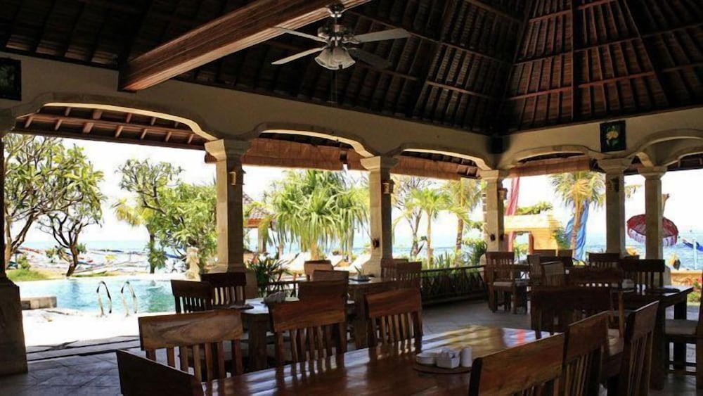 Arya Amed Beach Resort 49/69