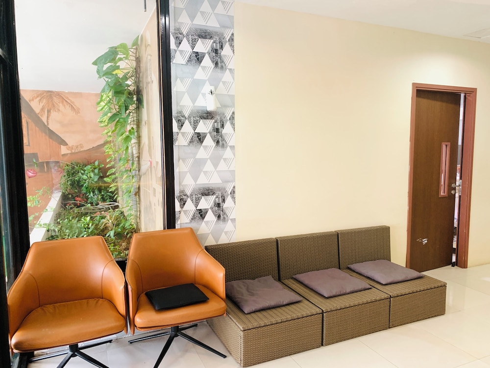 REGIN HOTEL 51/56