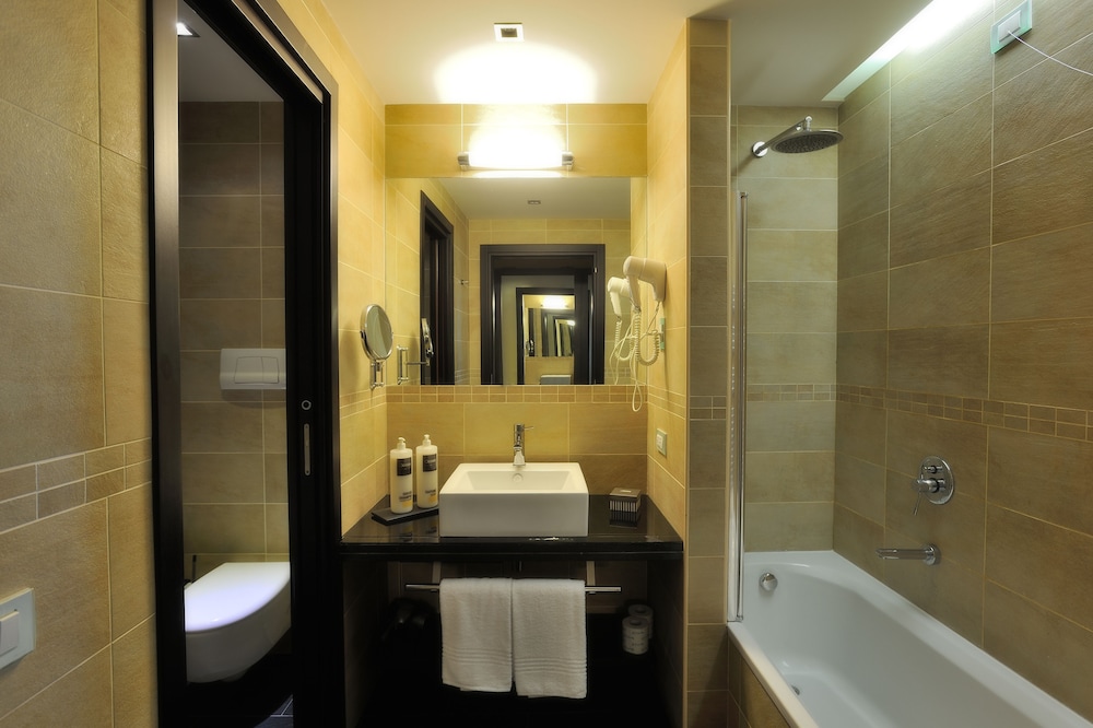 Falconara Greenblu Resort 72/74