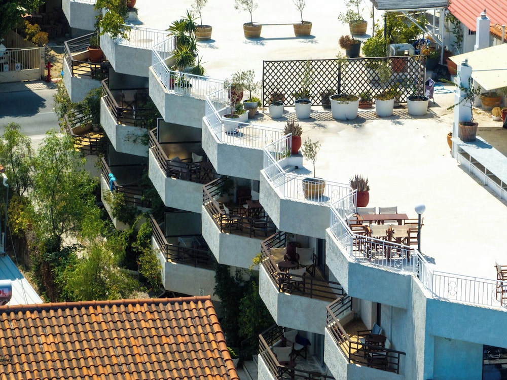 Lido Hotel 2/49