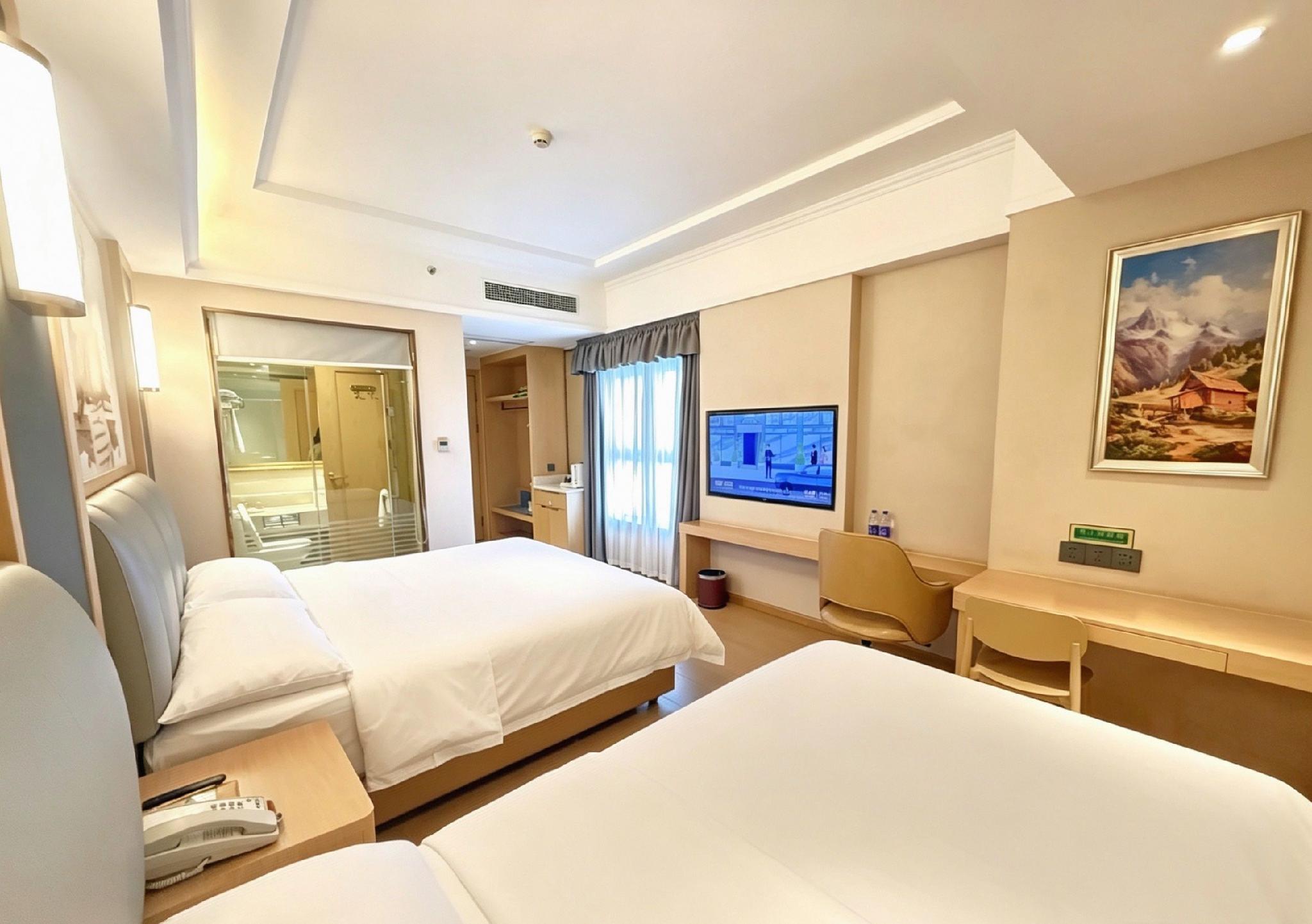 Vienna Hotel (Chengdu University of Petroleum Subway Station) 30/61