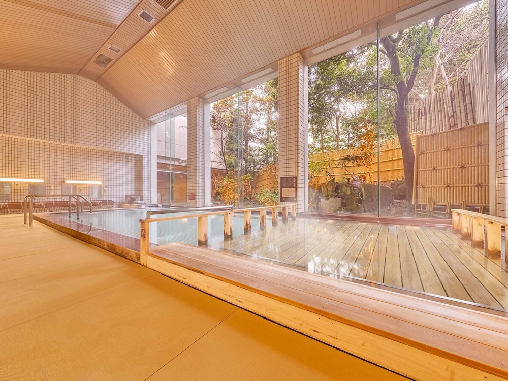 Ooedo Onsen Monogatari Awazu Grand Hotel 32/64
