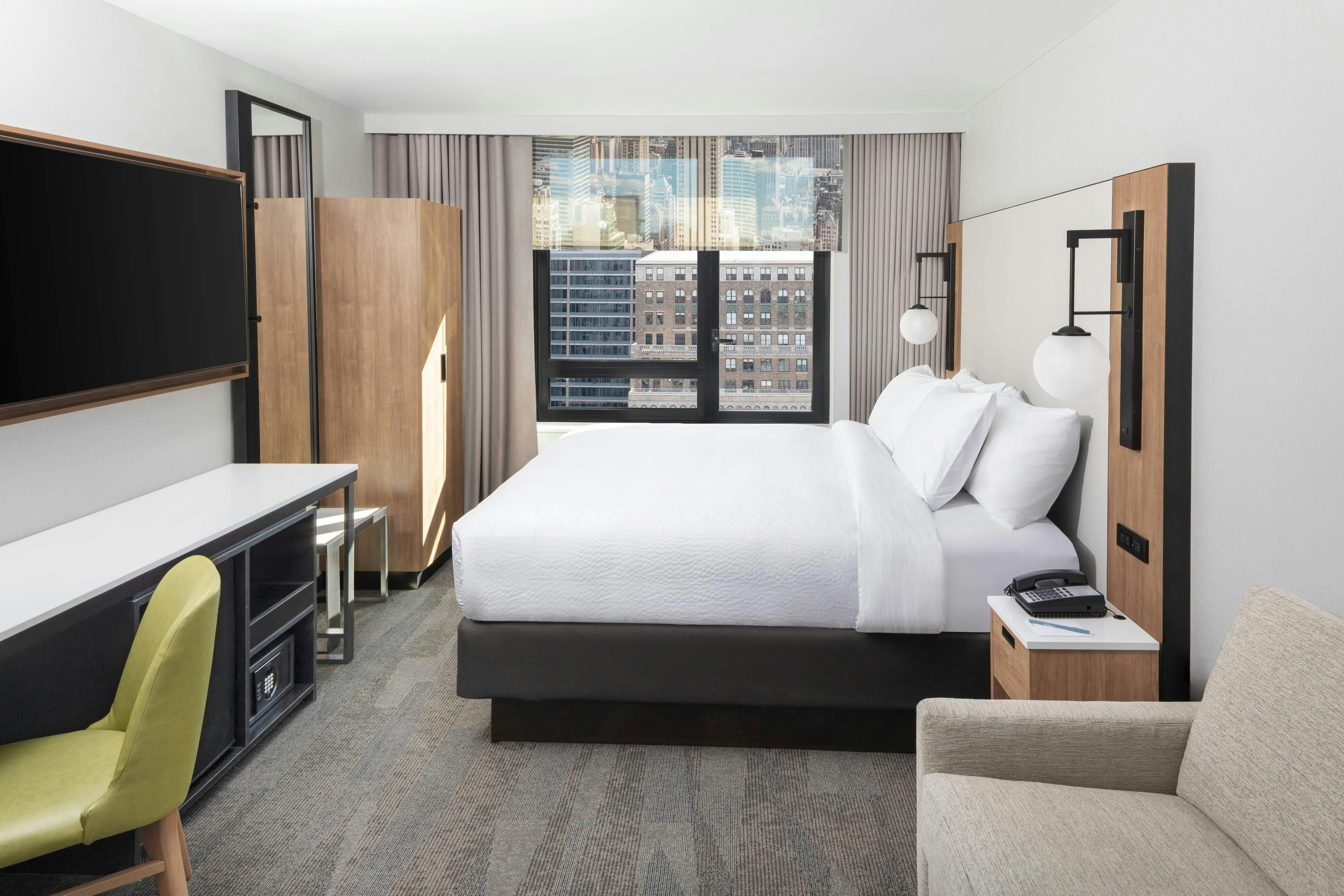 Fairfield Inn And Suites By Marriott New York Manhattan Times Square South 7/25
