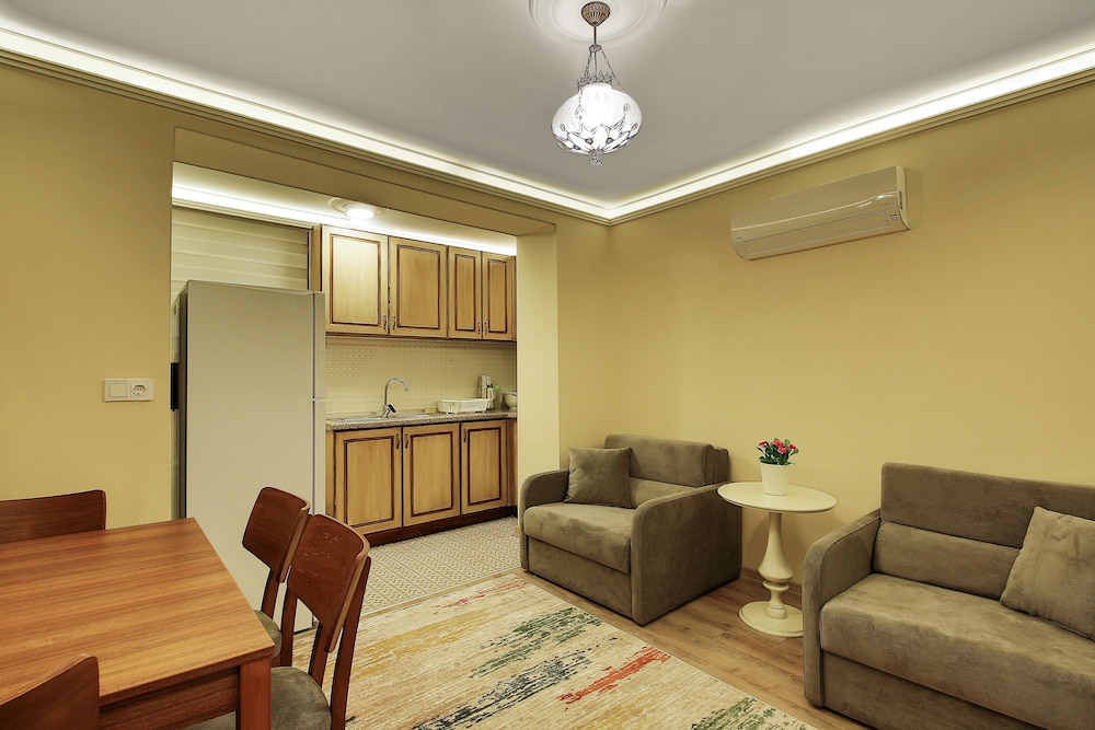 KATELYA HOTEL 58/78