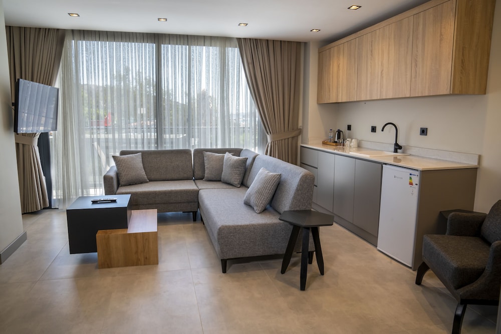 Chronos Beach Hotel 33/50