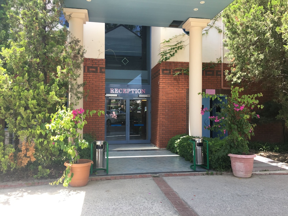 Grand Blue Sky International in KUSADASI