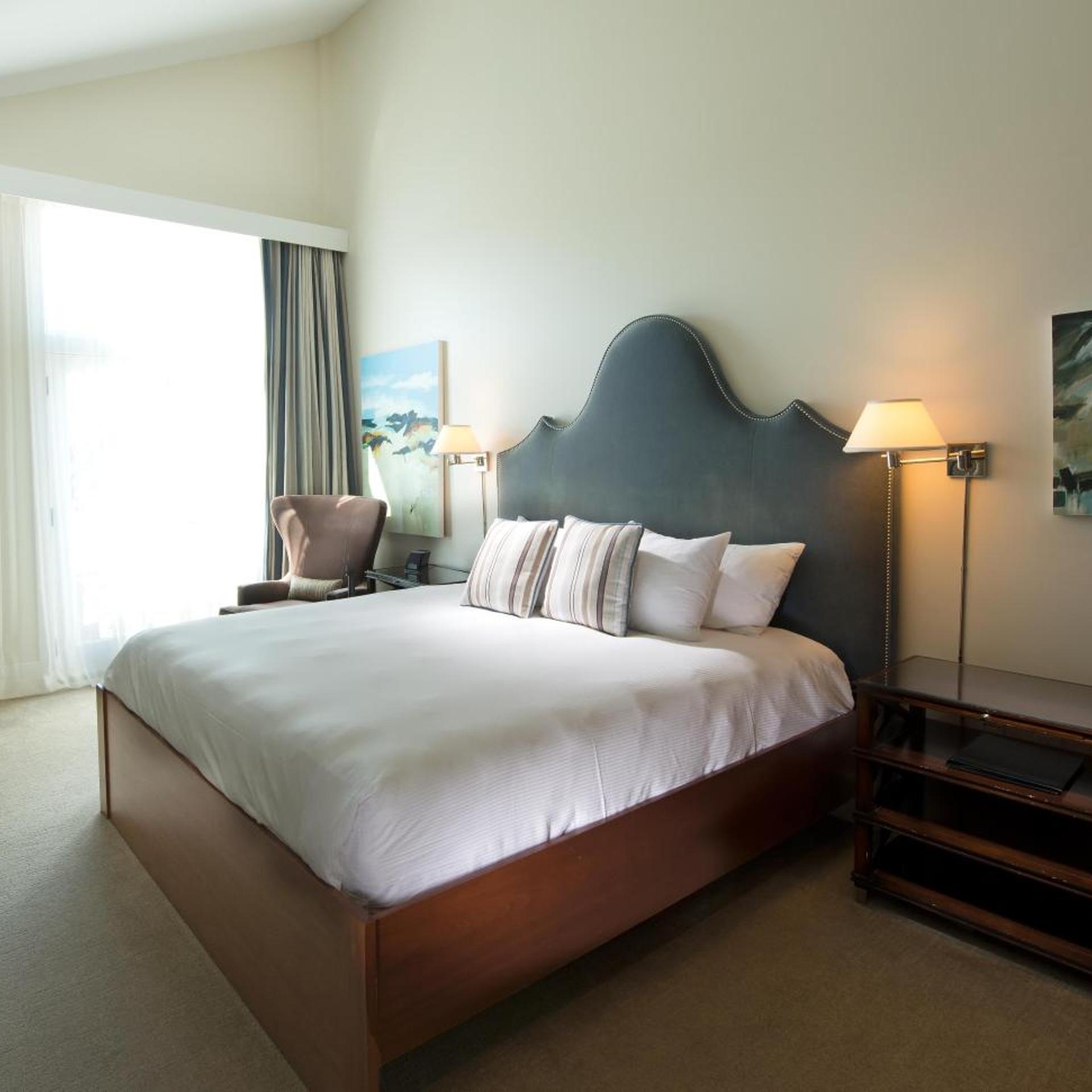 The Boathouse Waterfront Hotel 15/55