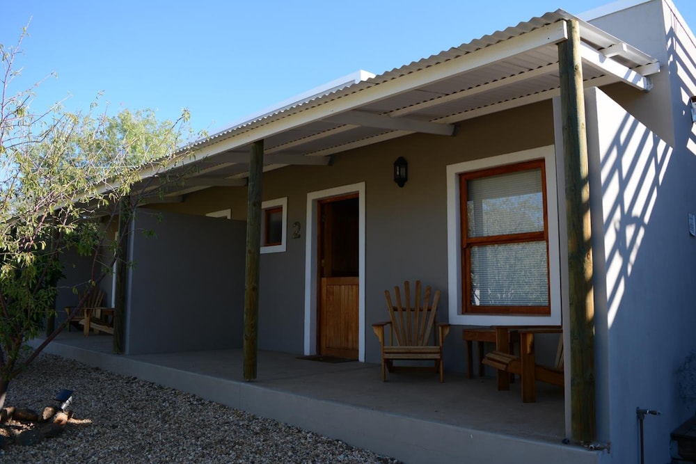 Travellers Rest 4/43