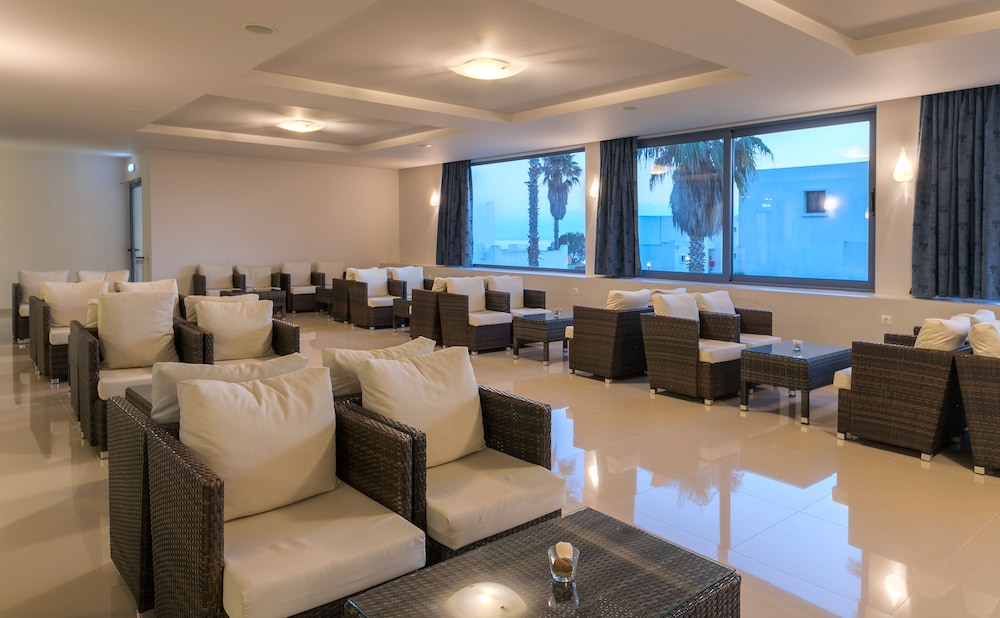 Aeolos Beach Hotel 45/57