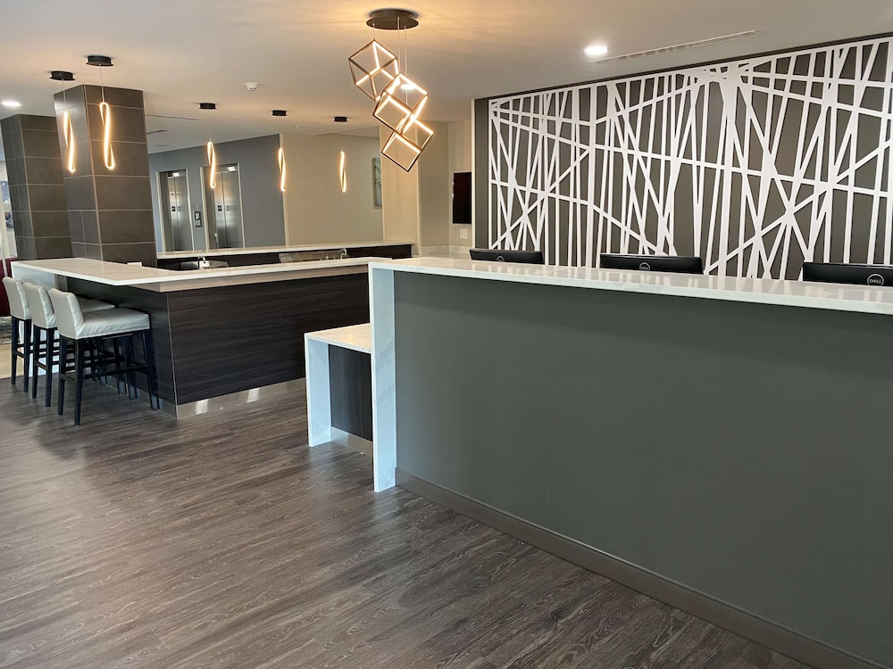 Executive Residency Antioch Inn 2/43