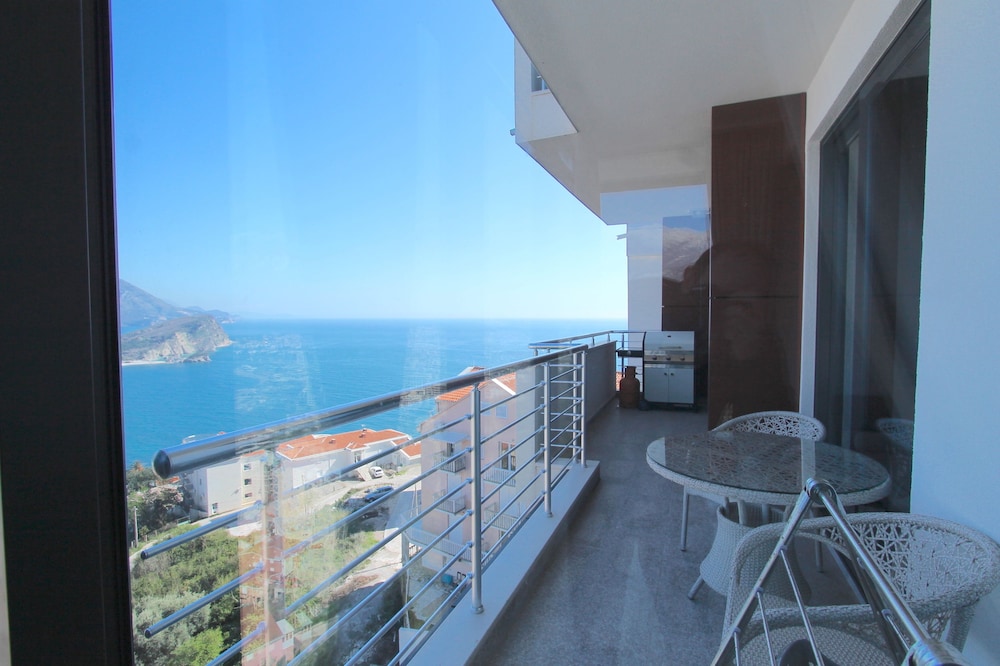 Apartments Aqua 3/66