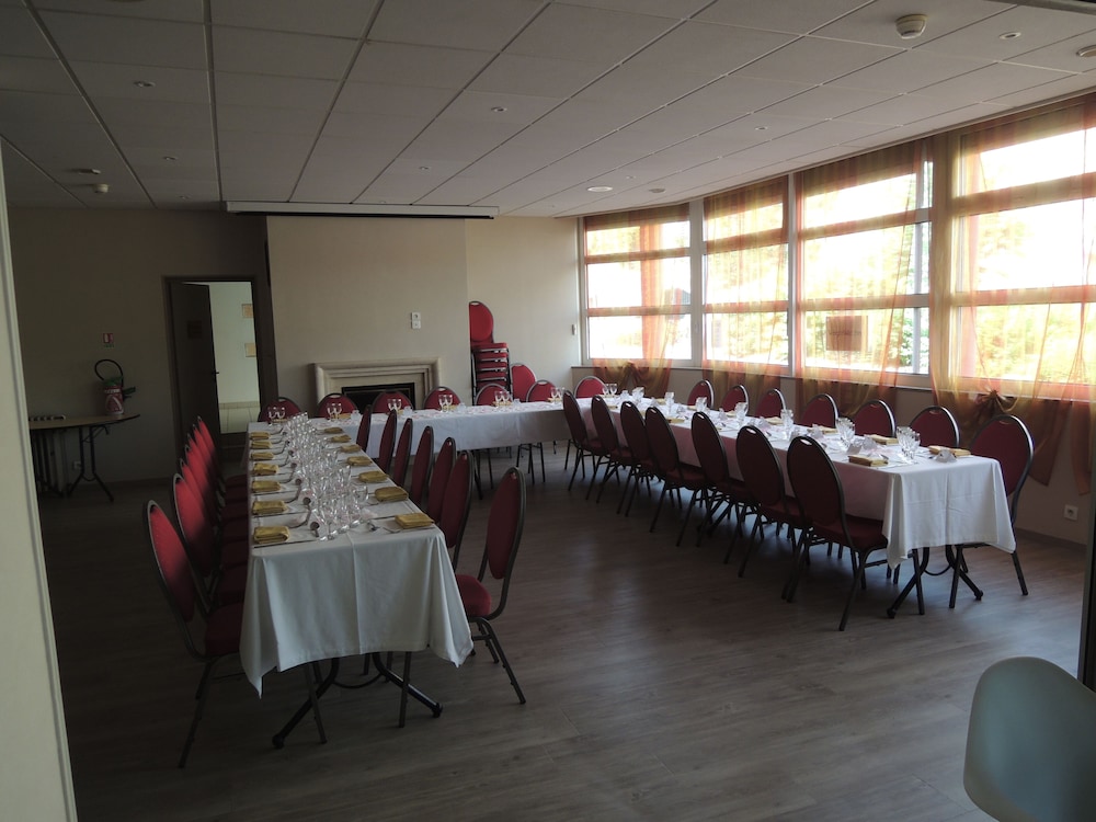 The Originals City, Hotel Le Boeuf Rouge, Saint-Junien 48/56