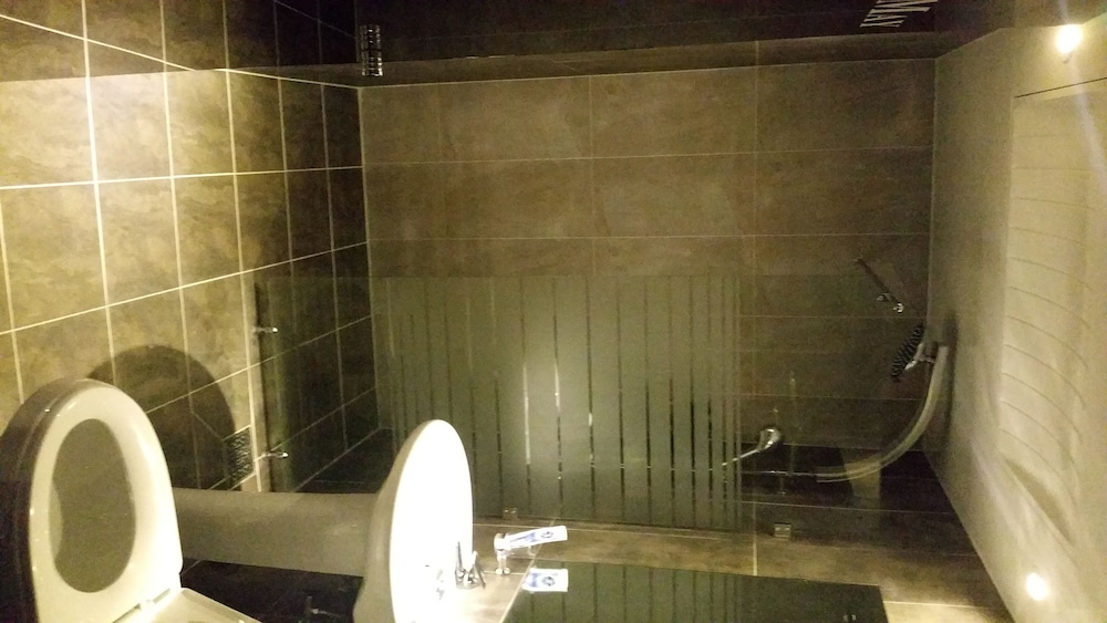 Hotel The May Busan Sasang 27/28