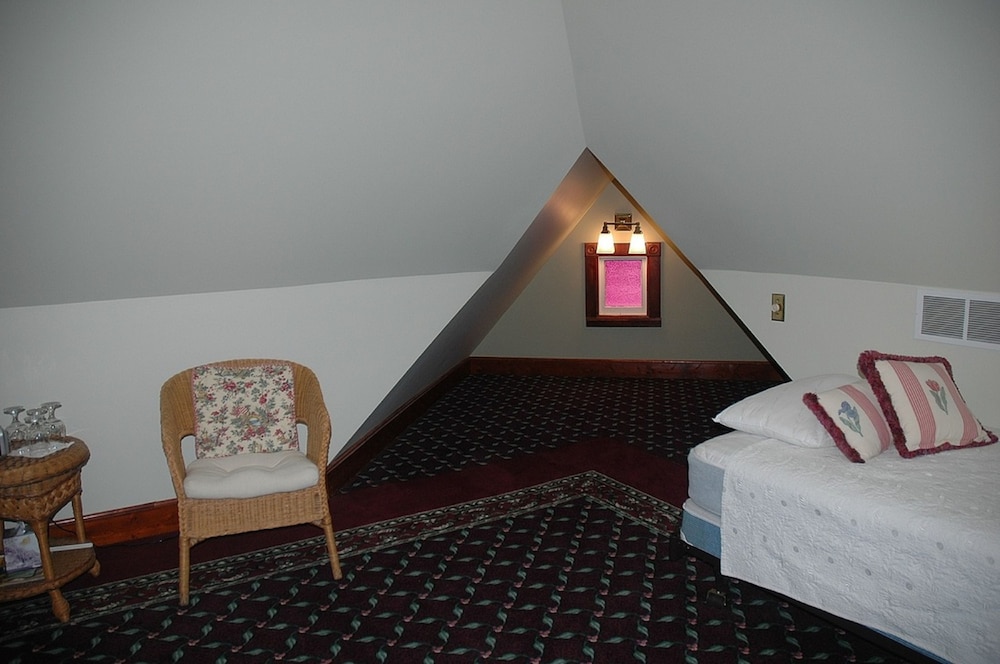 Nauvoo Grand Bed and Breakfast 35/51