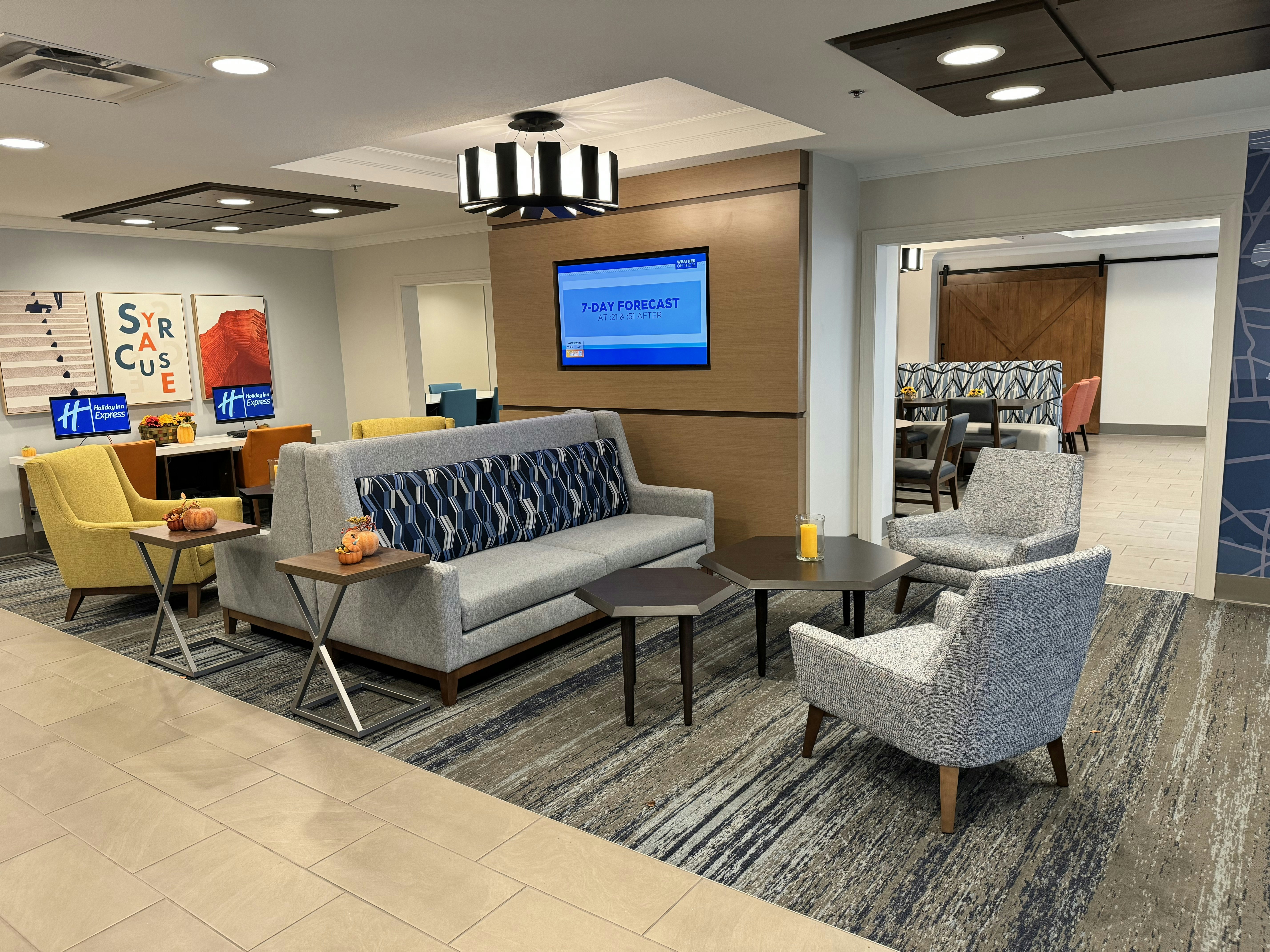 Holiday Inn Express & Suites Dewitt (Syracuse) 36/61