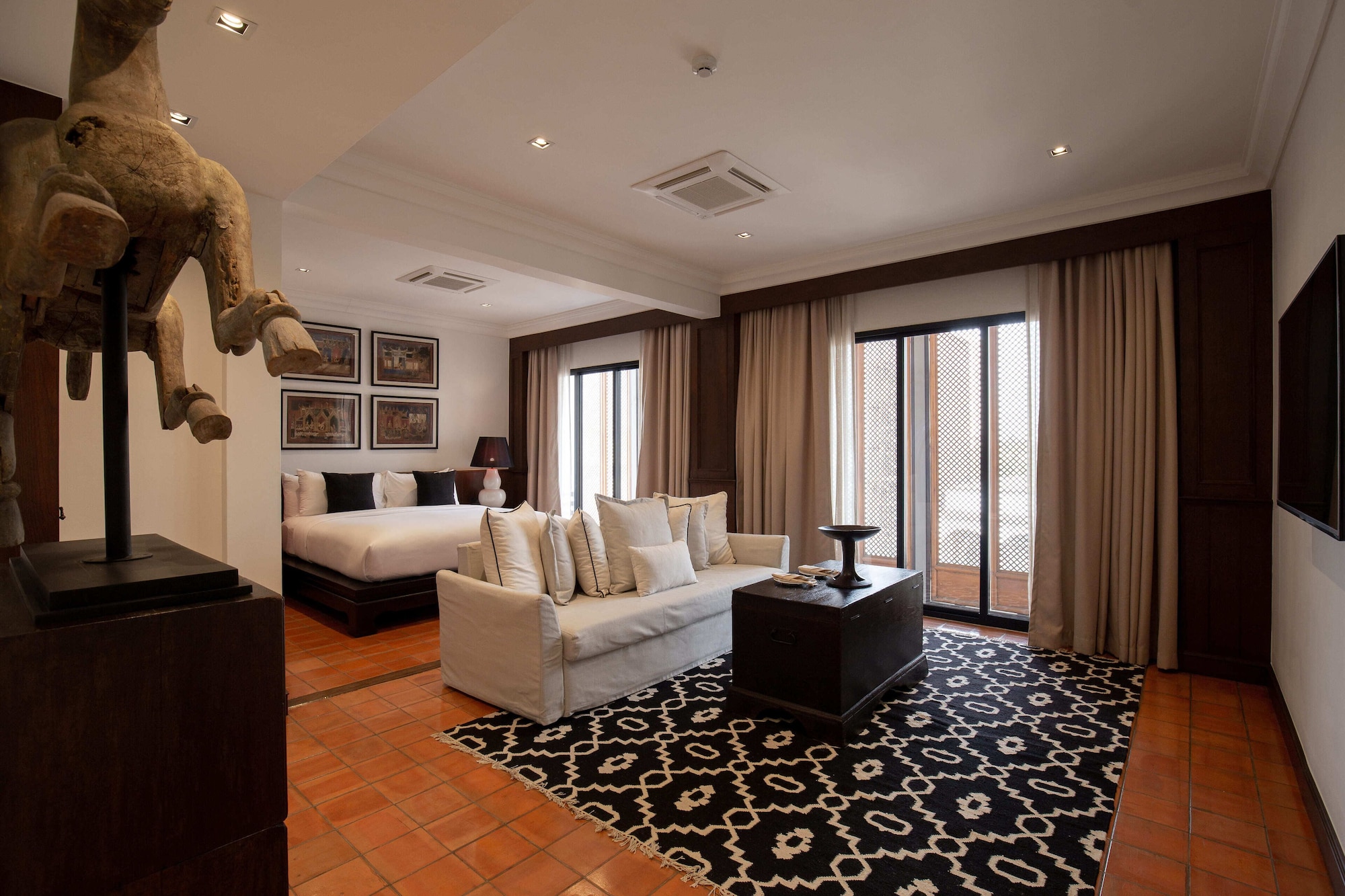 جناح رئاسي بسرير كينج، The Bridge An Eclectic Luxotel Chiangmai 2/9