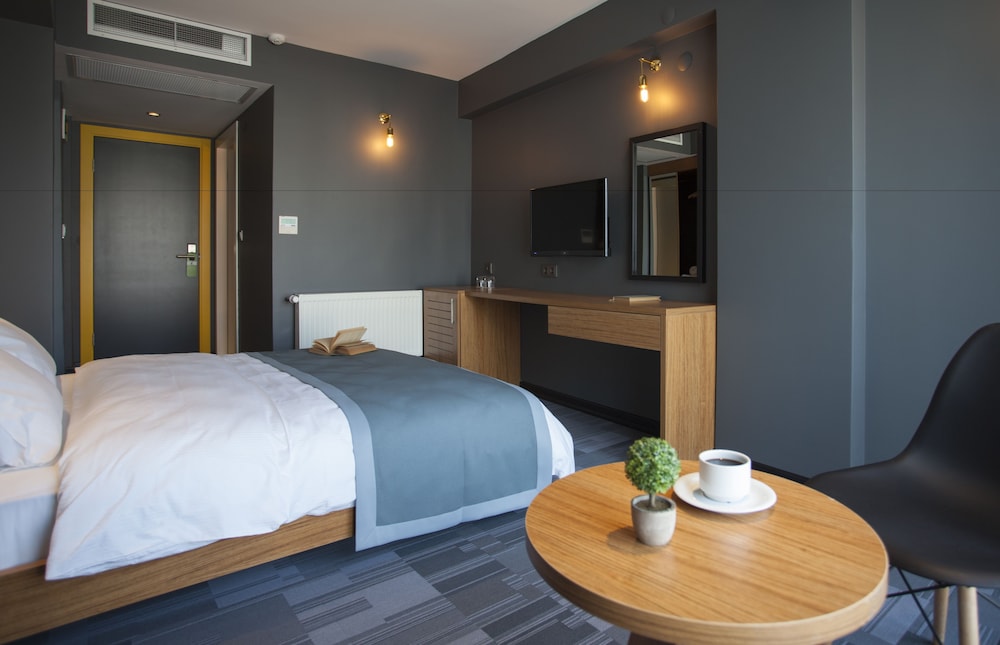 Hotel Cura 9/50