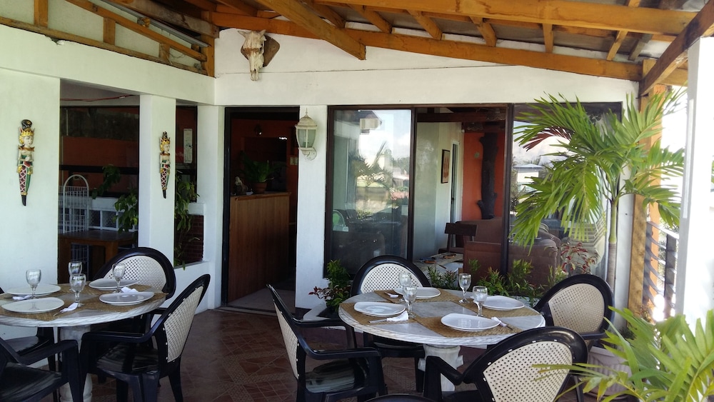 Antonios Pension House 46/50