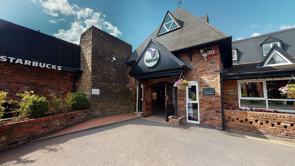 Village Manchester Hyde Hotel Leisure Club 2/40
