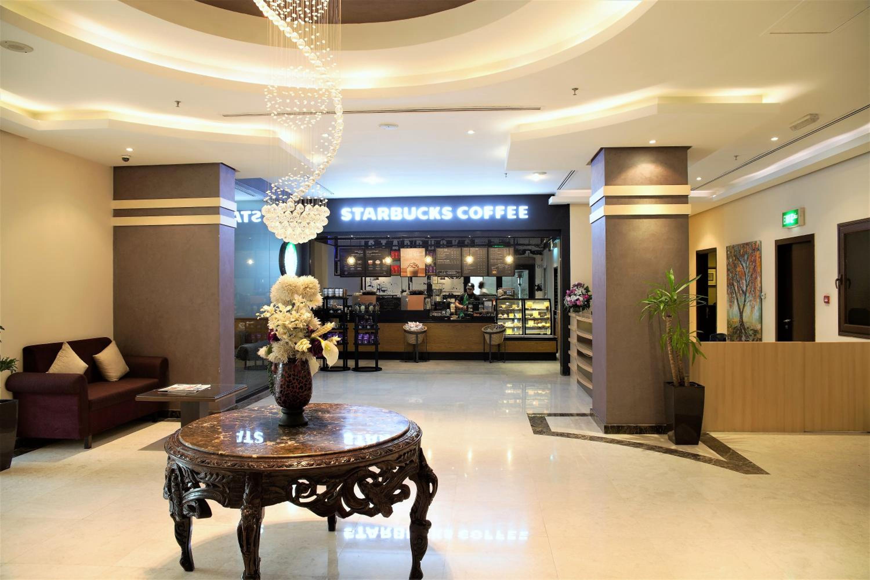 The Venue Residence Hotel - Adults Only 43/45