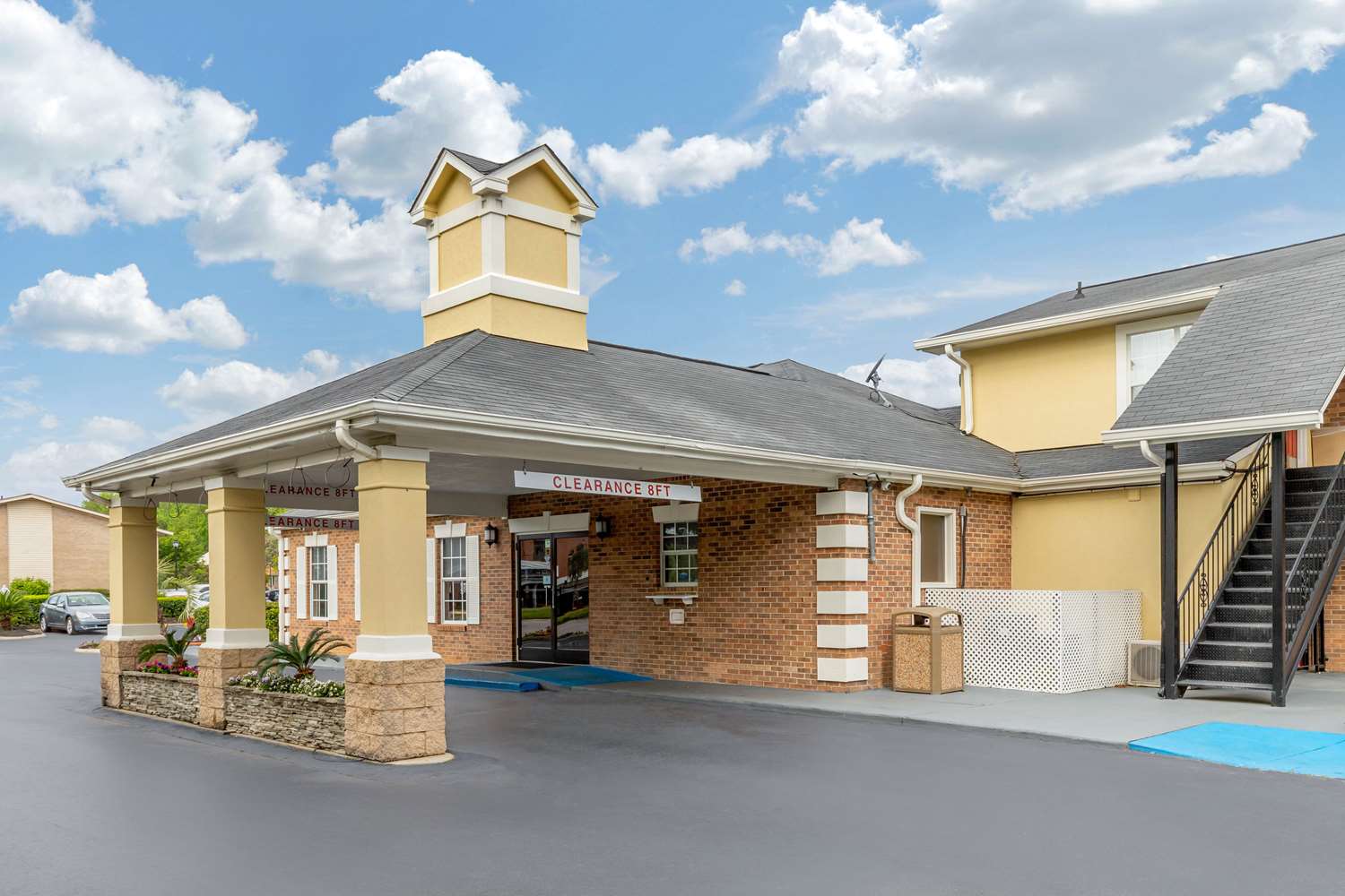Quality Inn and Suites Lexington, SC 1/11