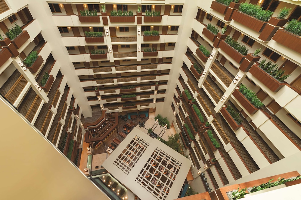 Embassy Suites By Hilton Orlando Lake Buena Vista South 9/82
