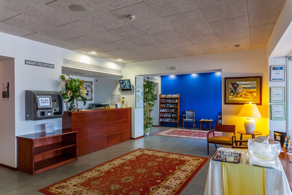 Platjador Hotel 7/34