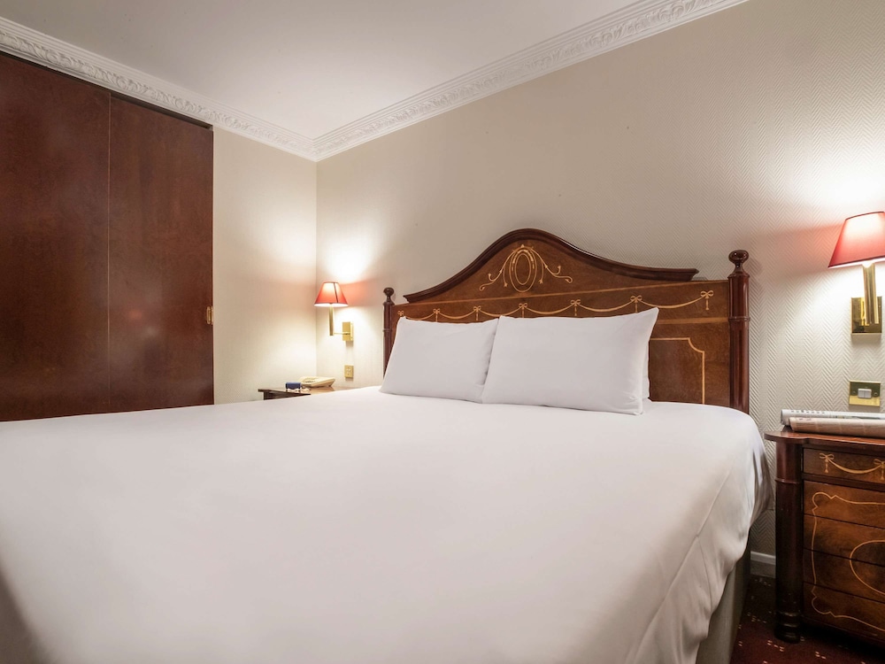 Ibis London Earls Court 23/73