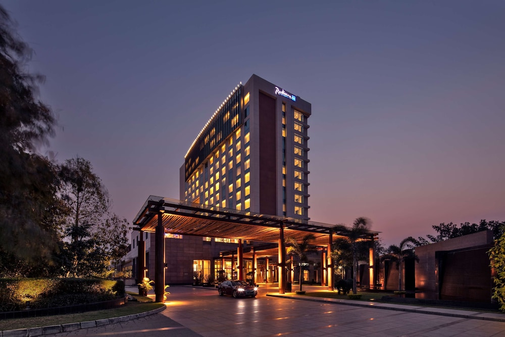 RADISSON BLU HOTEL GUWAHATI 2/48